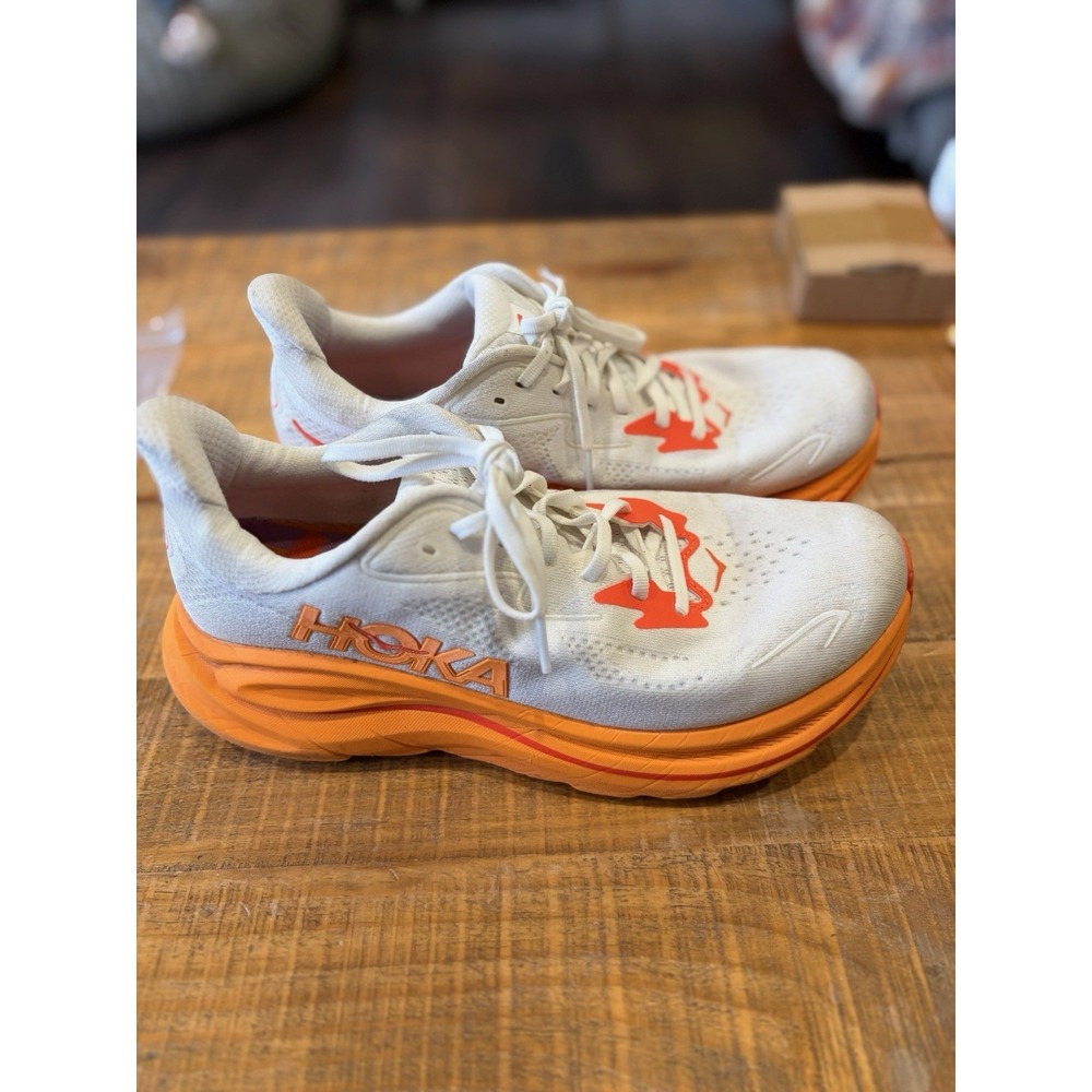 HOKA ONE ONE Clifton 10 Mens White Orange Running Sneakers 1162030-FGZ Size 8.5